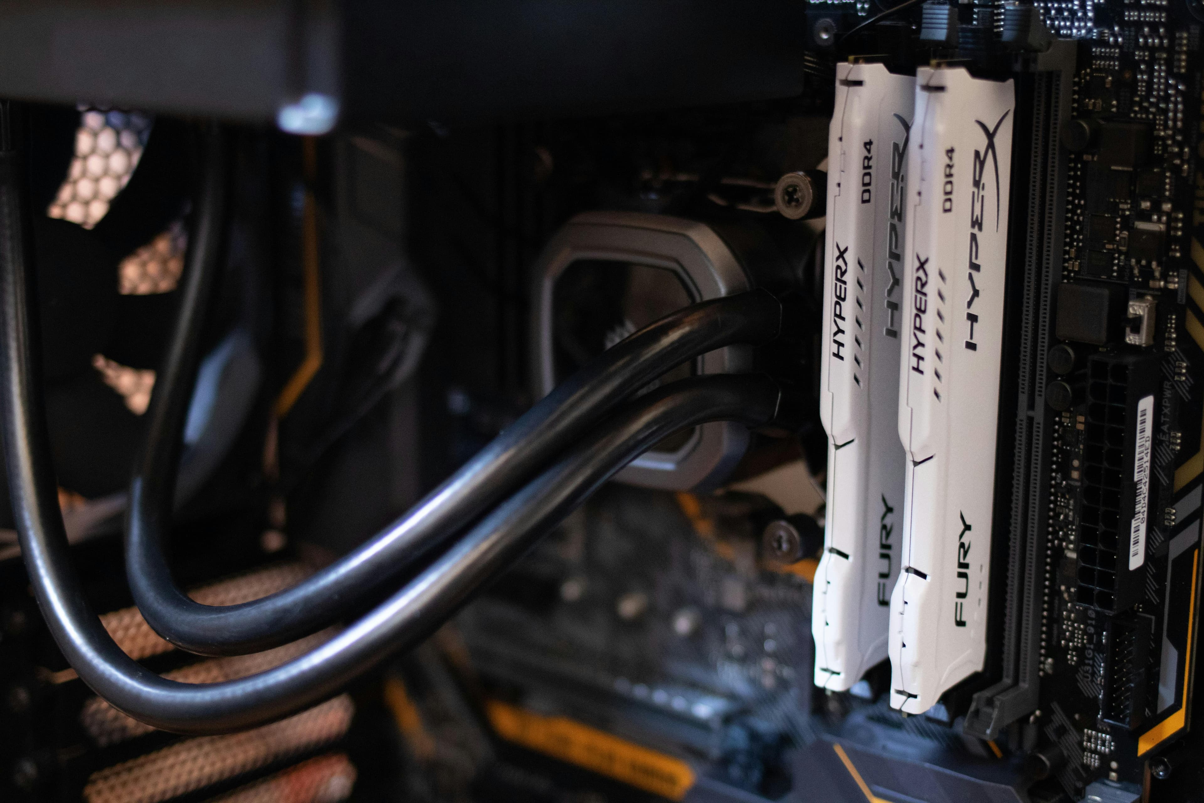 Single Channel vs Dual Channel RAM: Does It Actually Matter?